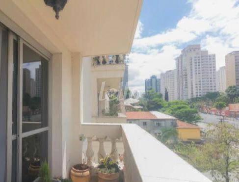 SACADA de Apartamento à venda, Padrão com 135 m², 3 quartos e 3 vagas em Campo Belo - São Paulo