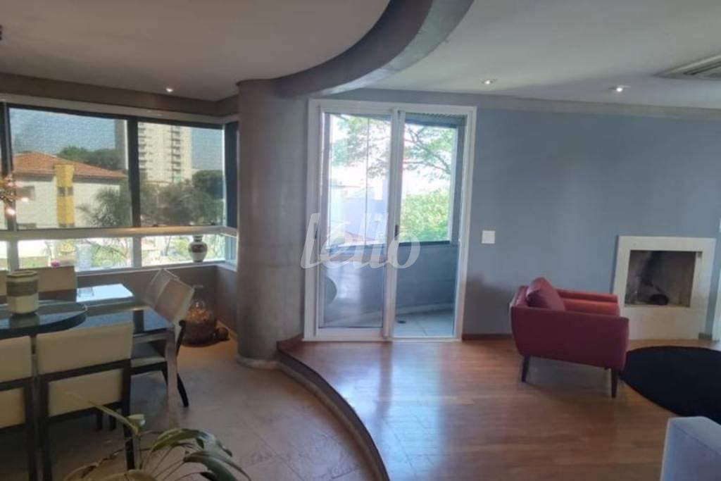 SALA de Apartamento à venda, Padrão com 205 m², 3 quartos e 3 vagas em Jardim - Santo André
