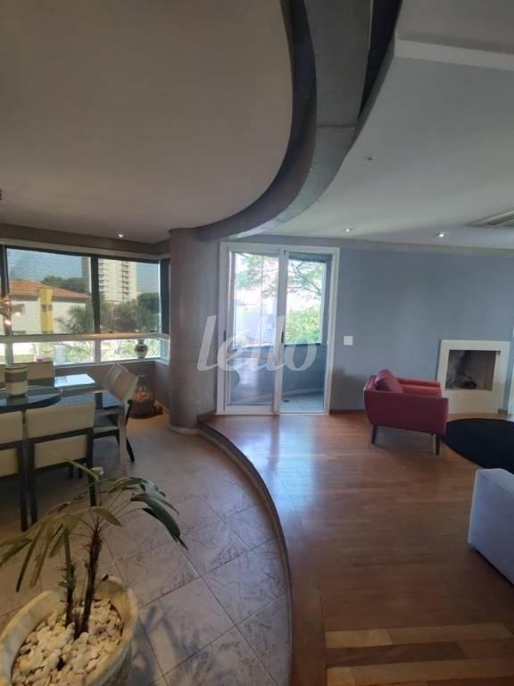 SALA de Apartamento à venda, Padrão com 205 m², 3 quartos e 3 vagas em Jardim - Santo André