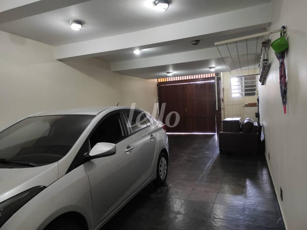 GARAGEM de Casa à venda, sobrado com 308 m², 3 quartos e 4 vagas em Vila Prudente - São Paulo