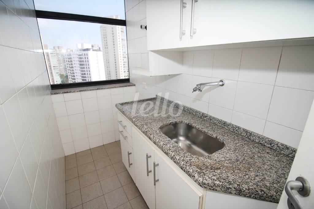 COPA de Sala / Conjunto para alugar, Duplex com 250 m², e 6 vagas em Paraíso - São Paulo