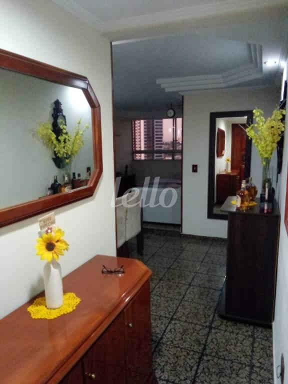 CORREDOR de Apartamento à venda, Padrão com 78 m², 3 quartos e 1 vaga em Vila Independência - São Paulo