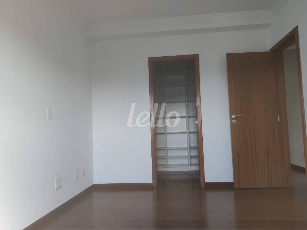 SALA de Apartamento à venda, Padrão com 132 m², 3 quartos e 3 vagas em Mirandopolis - São Paulo