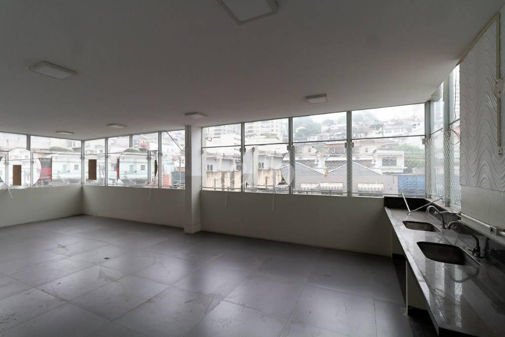 SALA 7 de Andar para alugar, Padrão com 50 m², e em Santana - São Paulo