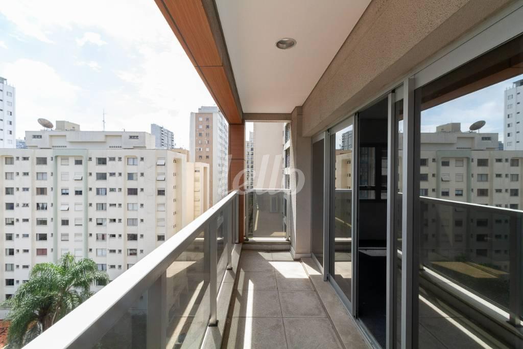 SACADA de Andar para alugar, Padrão com 40 m², e em Brooklin Paulista - São Paulo