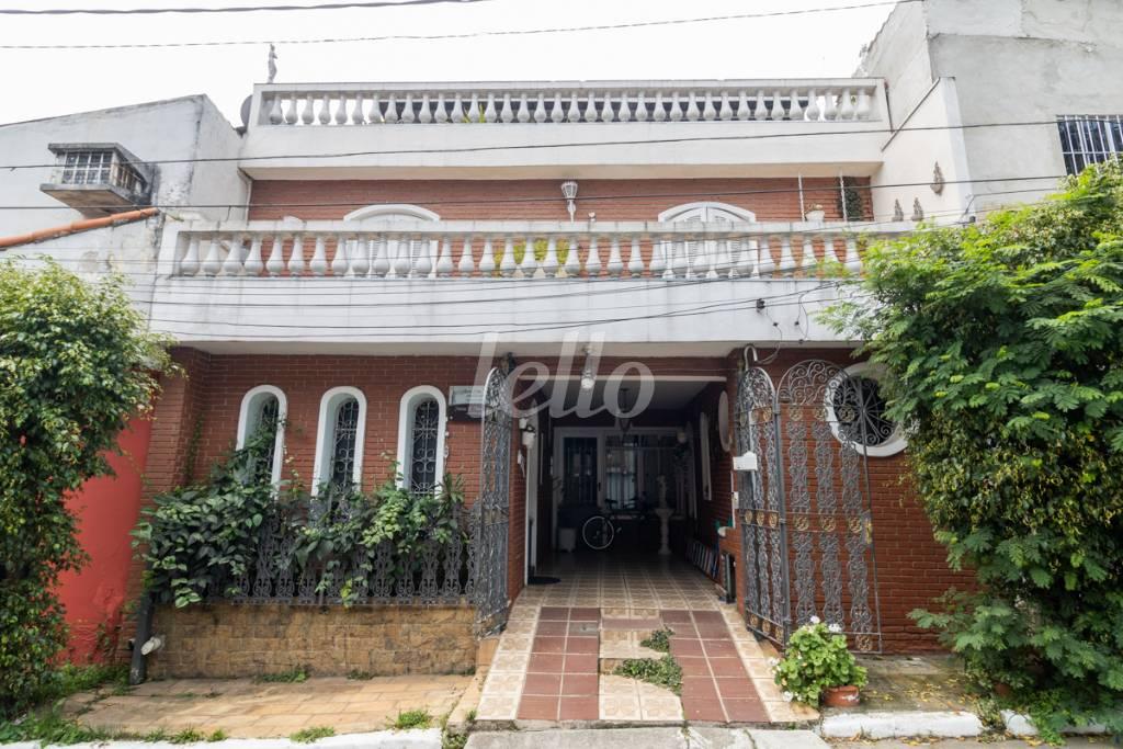 FACHADA de Casa para alugar, sobrado com 191 m², 2 quartos e 1 vaga em Vila Prudente - São Paulo
