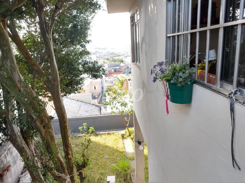 ACESSO AO PISO INFERIOR de Casa à venda, térrea com 150 m², 3 quartos e 1 vaga em Vila Formosa - São Paulo