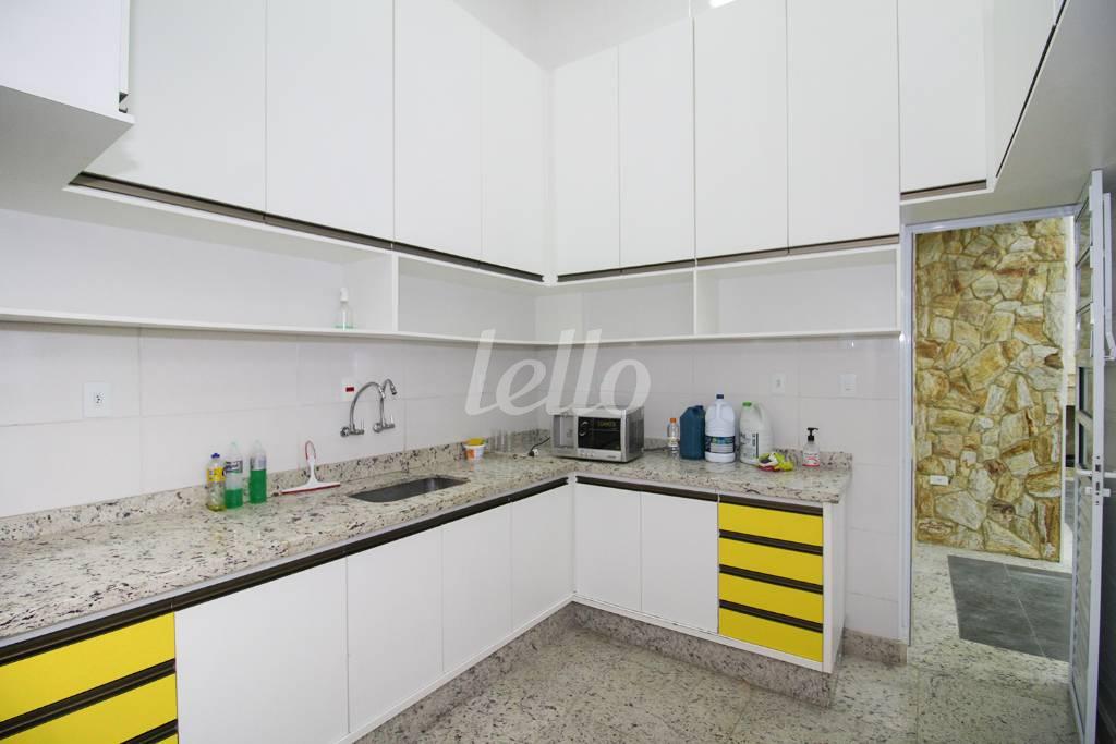 COZINHA de Casa para alugar, sobrado com 193 m², e em Vila Guarani - São Paulo