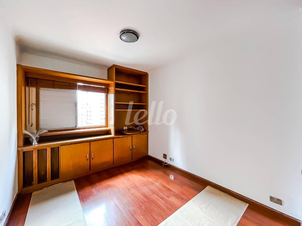 QUARTO 1 de Apartamento à venda, Padrão com 79 m², 3 quartos e 1 vaga em Perdizes - São Paulo