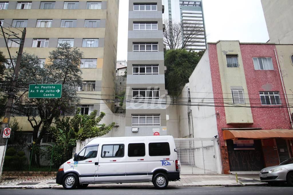 FACHADA de Sala / Conjunto à venda, Padrão com 24 m², e 1 vaga em Bela Vista - São Paulo