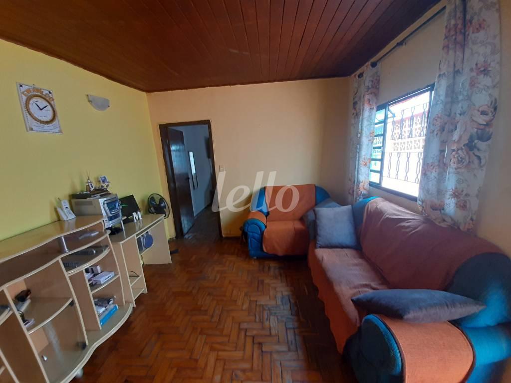 SALA de Casa à venda, sobrado com 90 m², 1 quarto e 2 vagas em Vila Palmares - Santo André