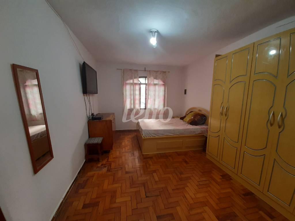 DORMITÓRIO de Casa à venda, sobrado com 90 m², 1 quarto e 2 vagas em Vila Palmares - Santo André