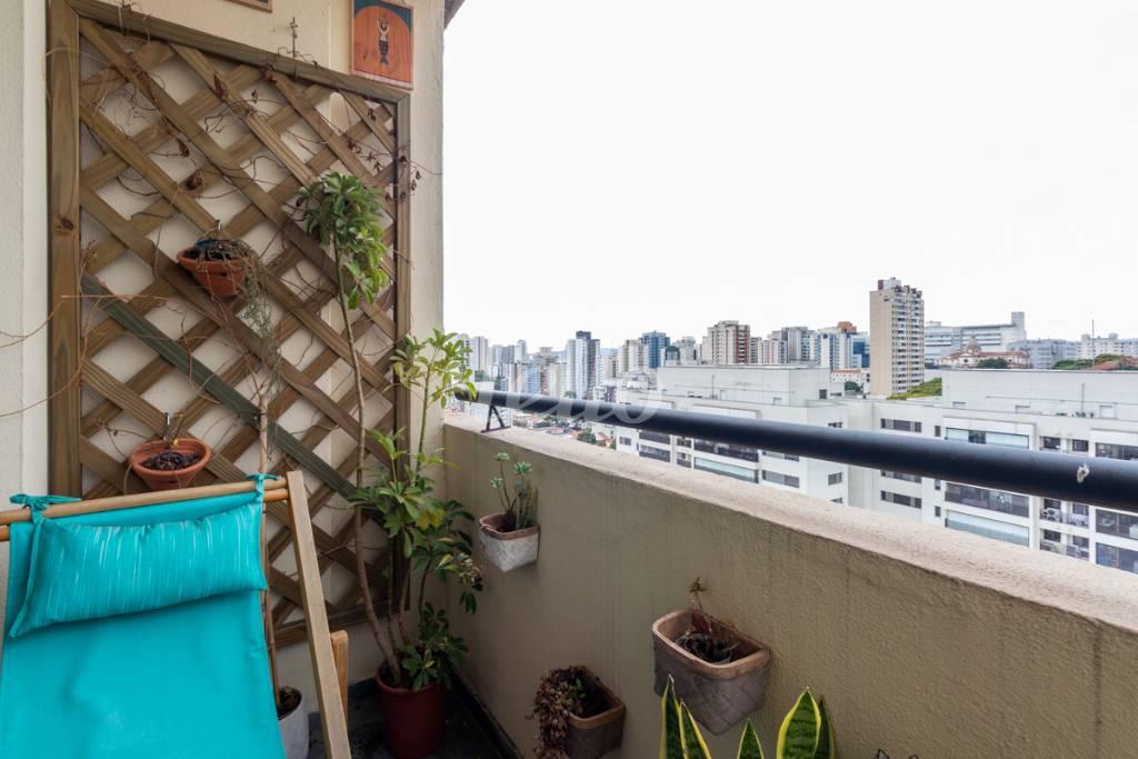 VARANDA de Apartamento para alugar, Padrão com 71 m², 3 quartos e 2 vagas em Vila Pompeia - São Paulo
