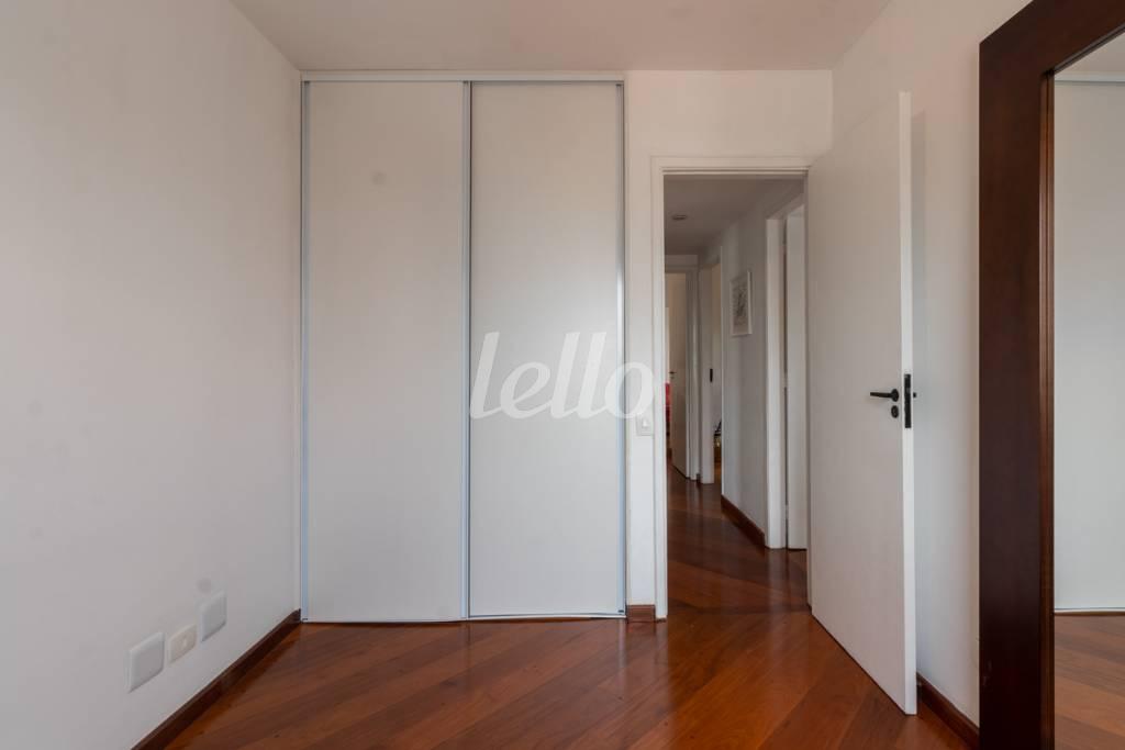 QUARTO 2 de Apartamento para alugar, Padrão com 71 m², 3 quartos e 2 vagas em Vila Pompeia - São Paulo