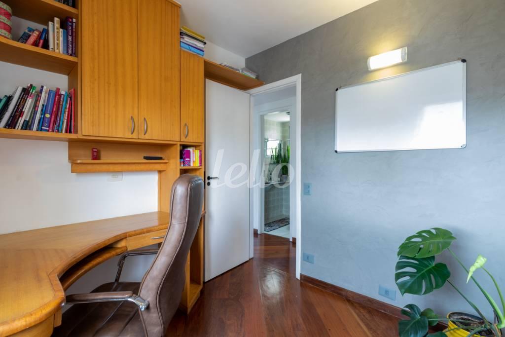 QUARTO 3 de Apartamento para alugar, Padrão com 71 m², 3 quartos e 2 vagas em Vila Pompeia - São Paulo