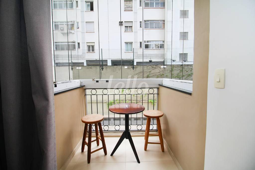 SACADA de Apartamento à venda, Padrão com 35 m², 1 quarto e 1 vaga em Jardim Paulista - São Paulo