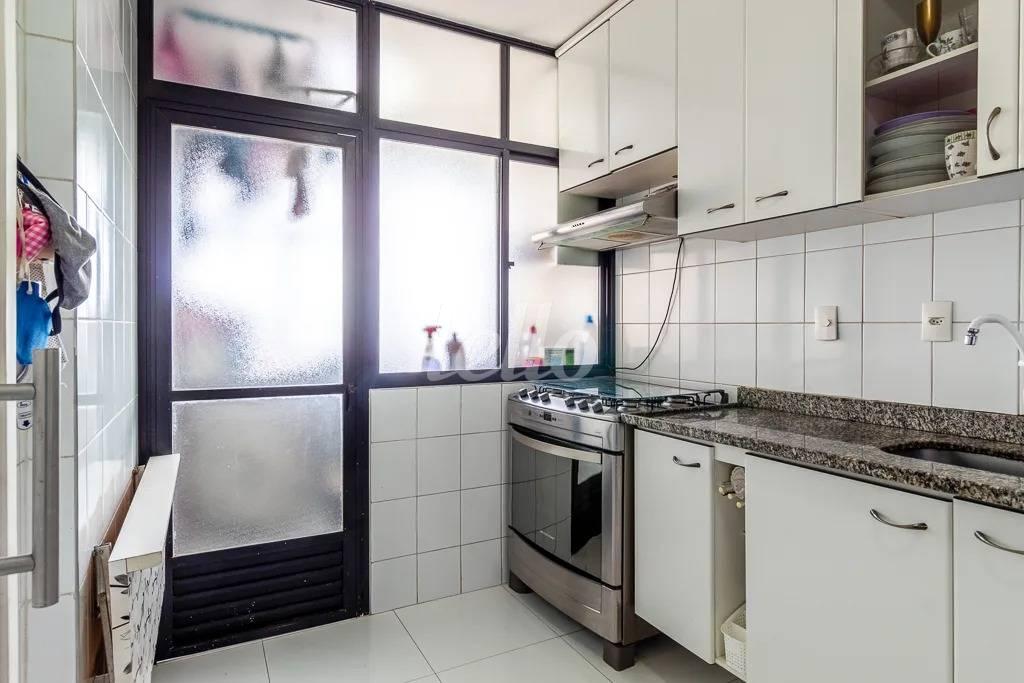 COZINHA de Apartamento à venda, Padrão com 70 m², 2 quartos e 1 vaga em Vila Rosália - Guarulhos