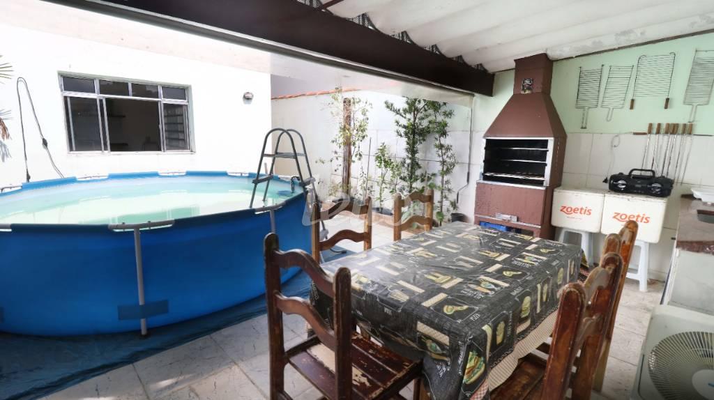 ÁREA EXTERNA de Casa à venda, sobrado com 160 m², 5 quartos e 2 vagas em Vila Nova Cachoeirinha - São Paulo