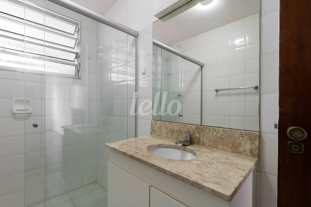 BANHEIRO SOCIAL de Apartamento para alugar, Padrão com 175 m², 2 quartos e 2 vagas em Consolação - São Paulo