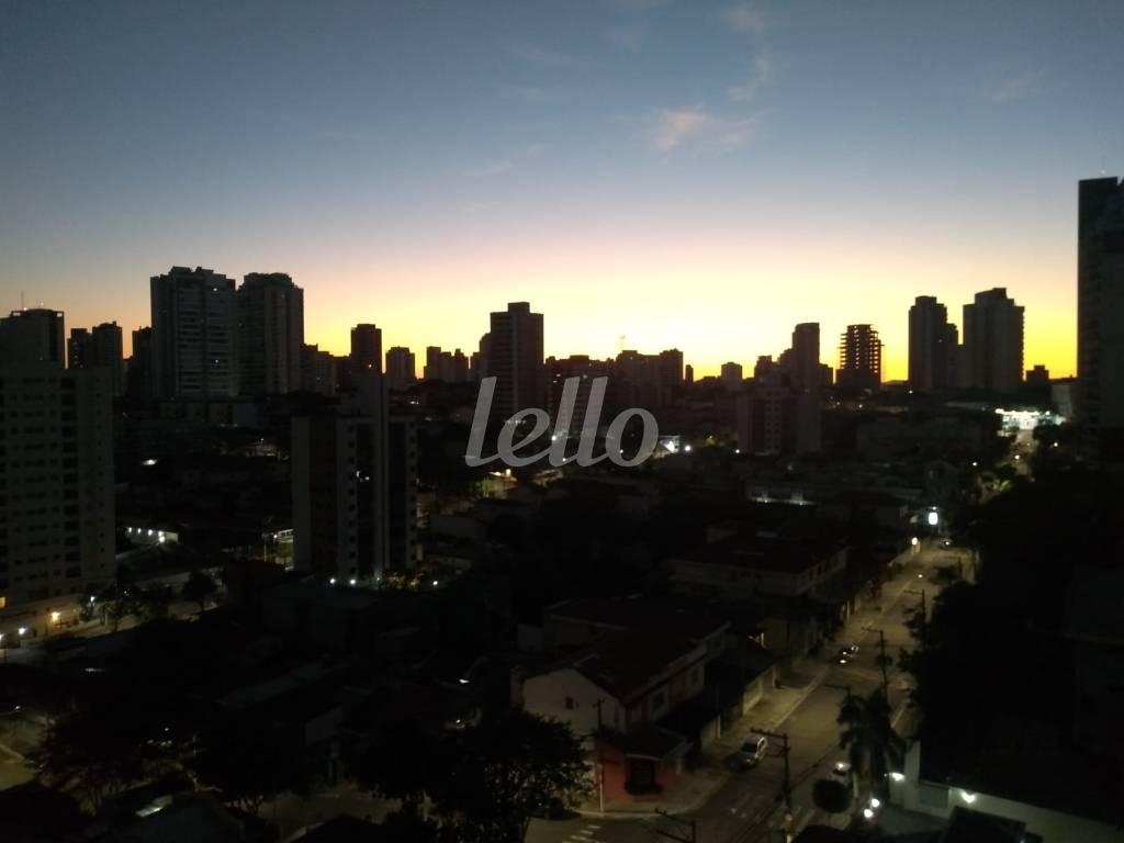 VISTA NOTURNA de Apartamento à venda, Padrão com 70 m², 3 quartos e 1 vaga em Chora Menino - São Paulo