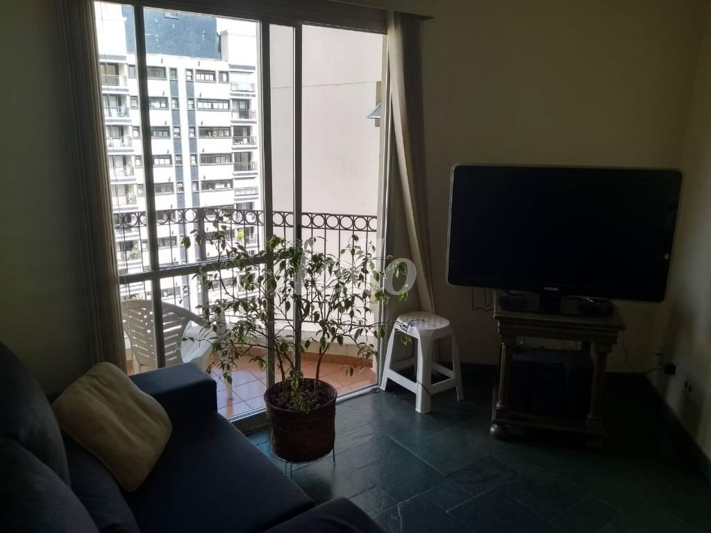 SALA de Apartamento à venda, Padrão com 70 m², 3 quartos e 1 vaga em Chora Menino - São Paulo