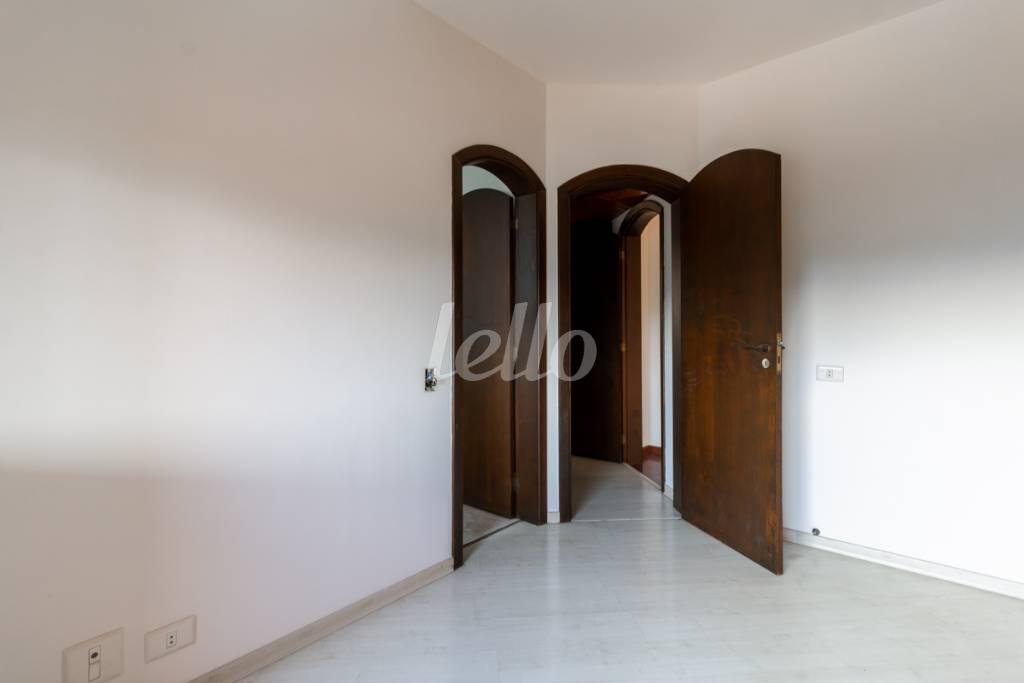 SUITE 1 de Apartamento à venda, Padrão com 238 m², 3 quartos e 4 vagas em Indianópolis - São Paulo