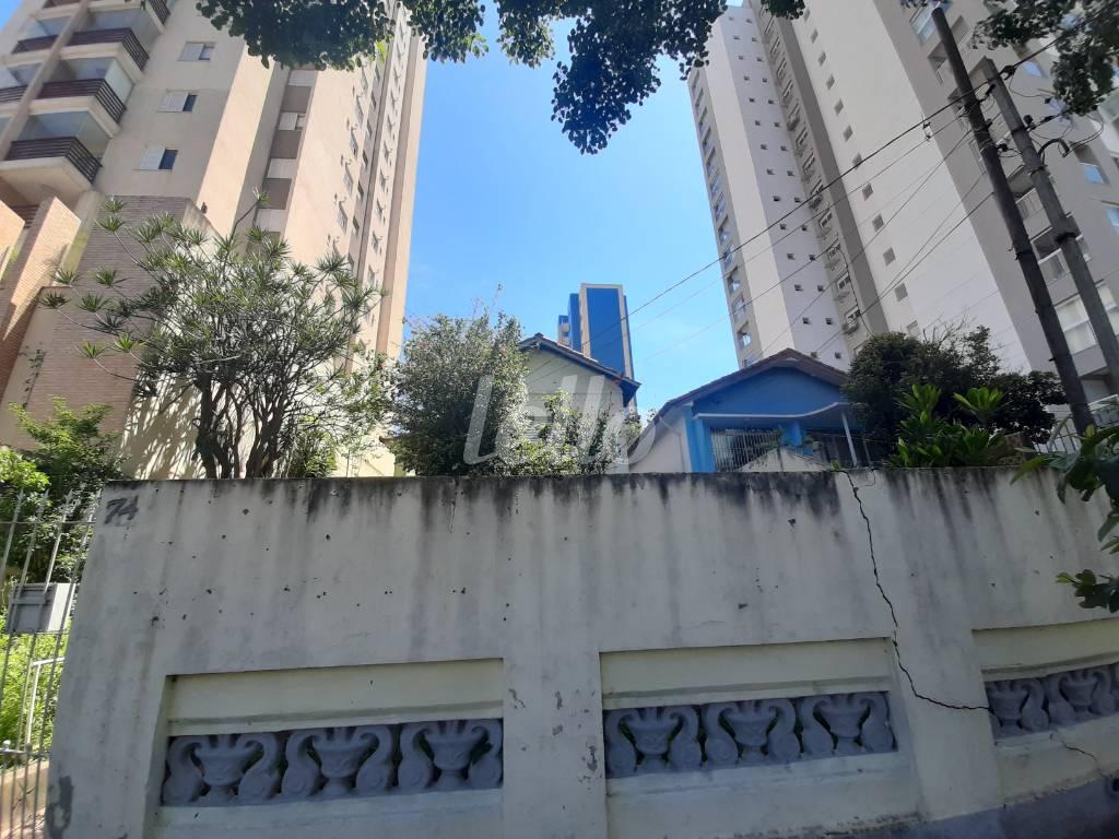 FRENTE DO TERRENO de Área / Terreno à venda, Padrão com 500 m², e em Santa Teresinha - Santo André
