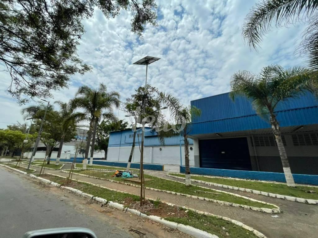 AREA EXTERNA de Galpão/Armazém para alugar, Padrão com 7900 m², e em Vila Almeida - São Paulo