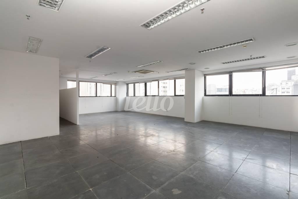 SALA 3 de Sala / Conjunto para alugar, Padrão com 317 m², e 8 vagas em Liberdade - São Paulo
