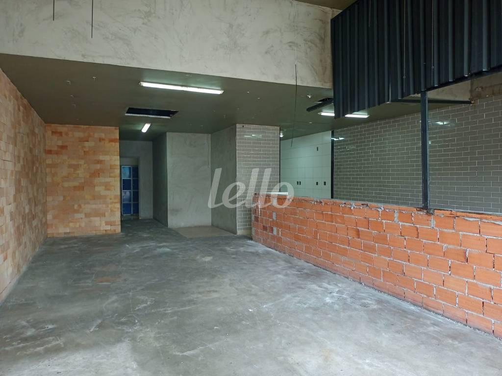 SALÃO de Loja para alugar, Padrão com 126 m², e em Vila Formosa - São Paulo