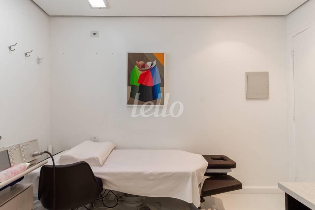 SALA 1 de Sala / Conjunto para alugar, Padrão com 90 m², e 3 vagas em Cerqueira César - São Paulo