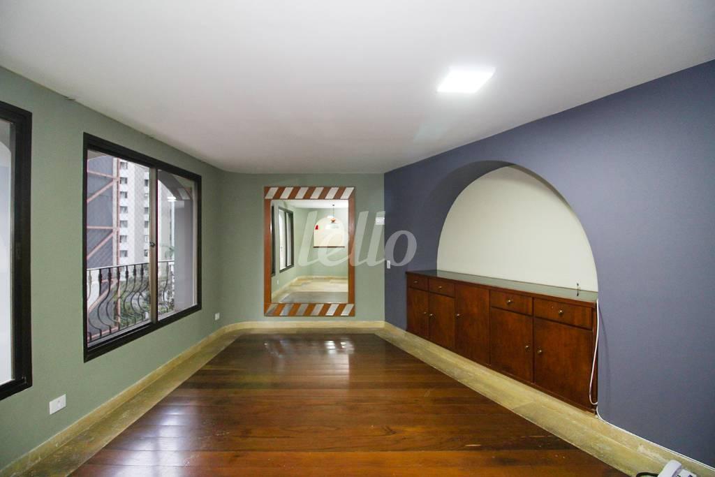 SALA de Apartamento à venda, Padrão com 70 m², 1 quarto e 1 vaga em Jardim Paulista - São Paulo