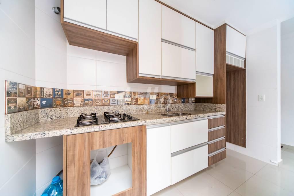 COZINHA de Apartamento à venda, Padrão com 40 m², 2 quartos e 2 vagas em Vila Alpina - Santo André