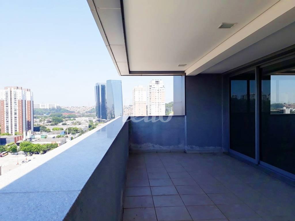 SACADA de Sala / Conjunto para alugar, Padrão com 316 m², e 9 vagas em Jardim Caravelas - São Paulo