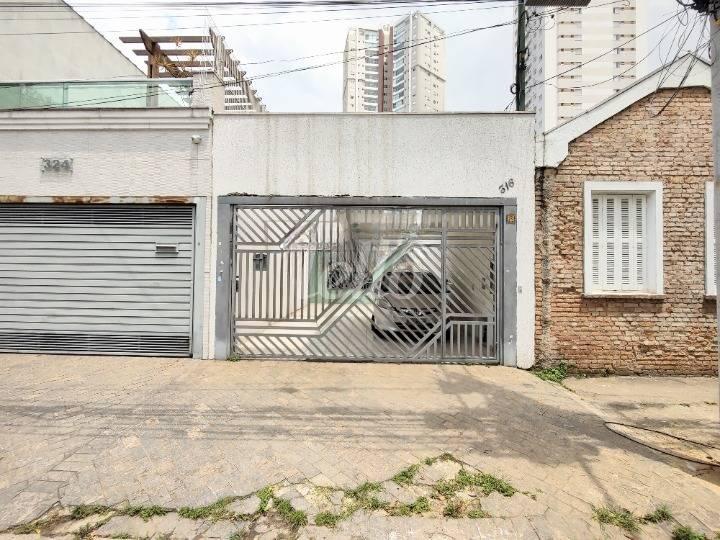 FACHADA de Casa à venda, sobrado com 134 m², 3 quartos e 4 vagas em Vila Bertioga - São Paulo