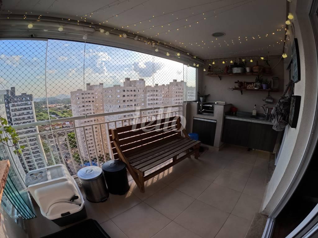 VARANDA de Apartamento à venda, Padrão com 74 m², 2 quartos e 2 vagas em Vila Prudente - São Paulo