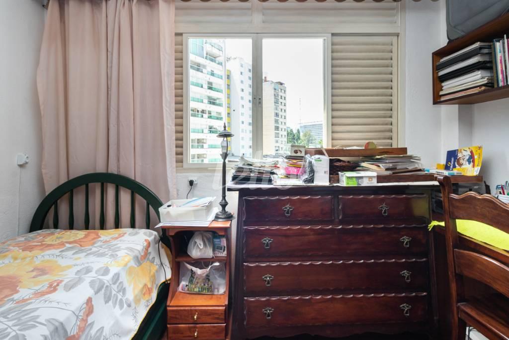 DORMITÓRIO 3 de Apartamento para alugar, Padrão com 150 m², 3 quartos e 2 vagas em Bela Vista - São Paulo