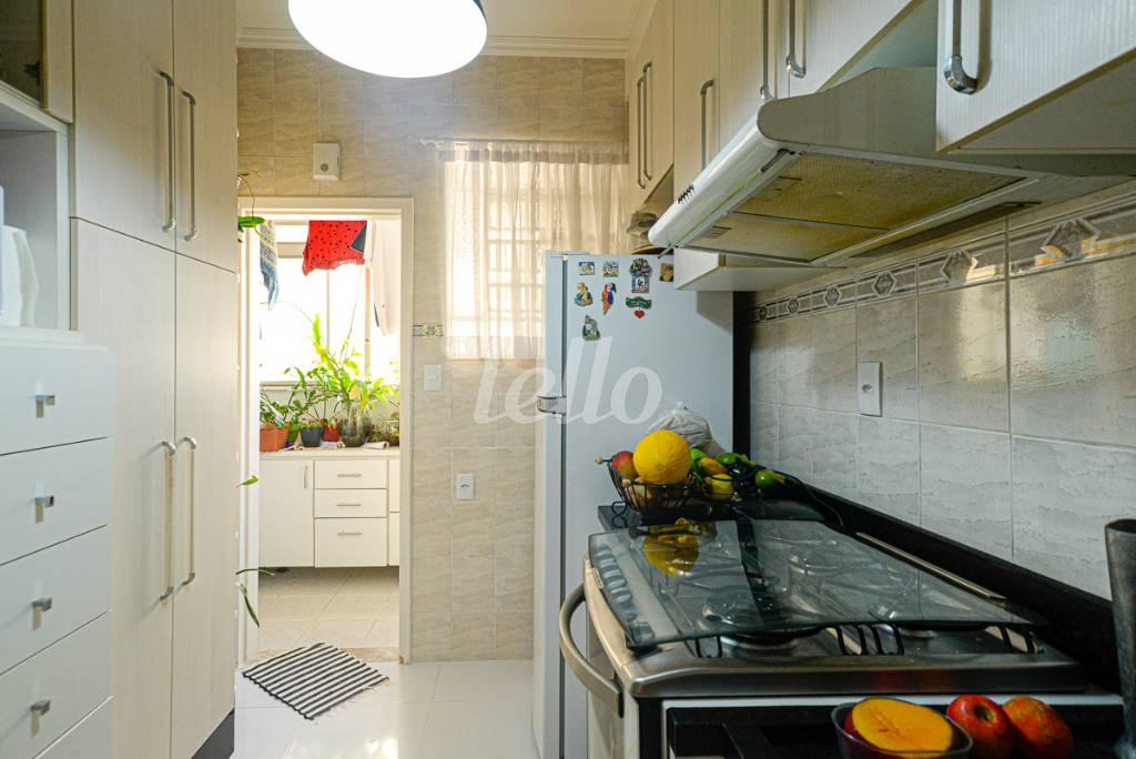 COZINHA de Apartamento à venda, Padrão com 75 m², 1 quarto e 1 vaga em Vila Uberabinha - São Paulo