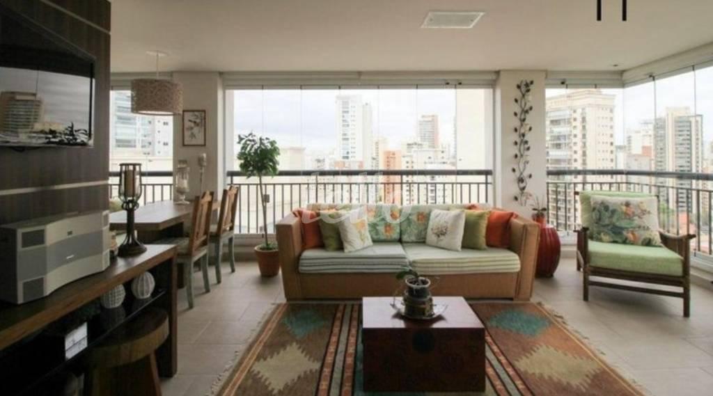 TERRAÇO de Apartamento à venda, Padrão com 216 m², 3 quartos e 4 vagas em Jardim Vila Mariana - São Paulo