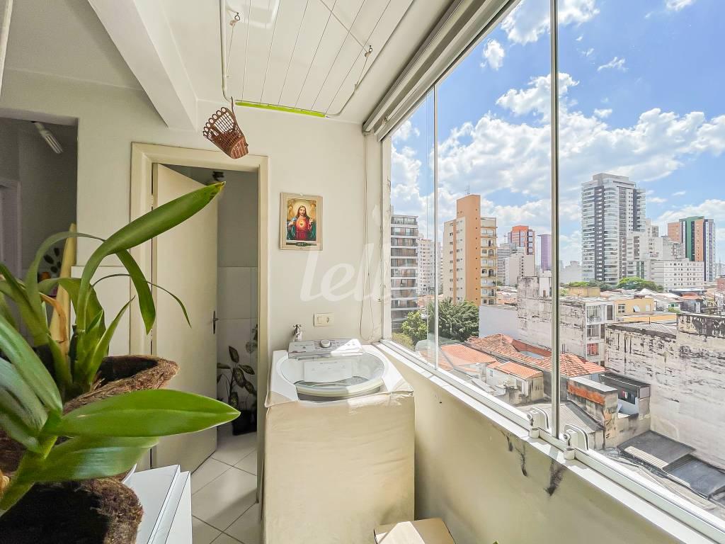 LAVANDERIA de Apartamento à venda, Padrão com 72 m², 2 quartos e em Pinheiros - São Paulo