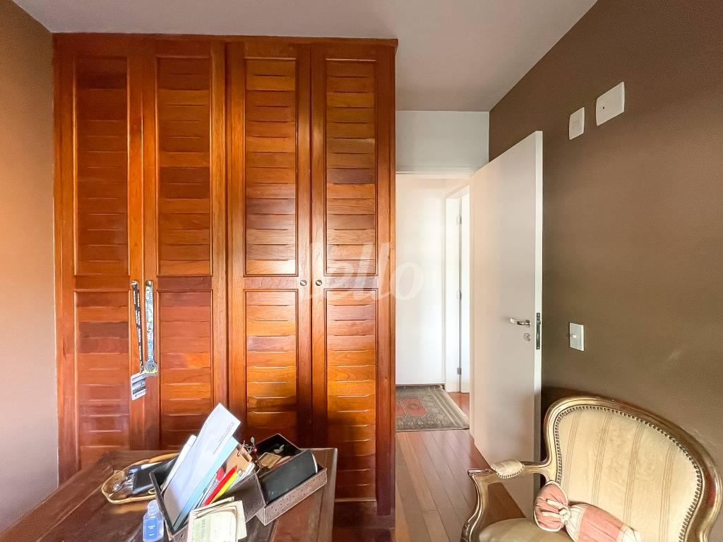 DORMITORIO de Apartamento à venda, Padrão com 76 m², 2 quartos e 2 vagas em Pinheiros - São Paulo