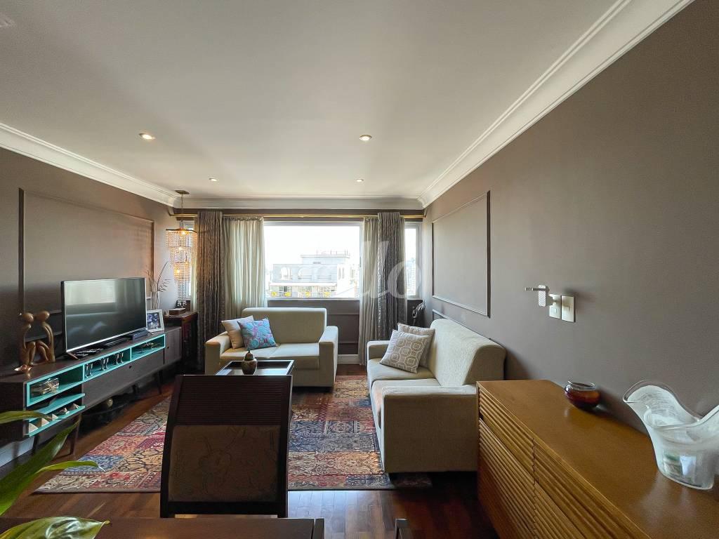 SALA de Apartamento à venda, Padrão com 100 m², 2 quartos e 1 vaga em Vila Mariana - São Paulo