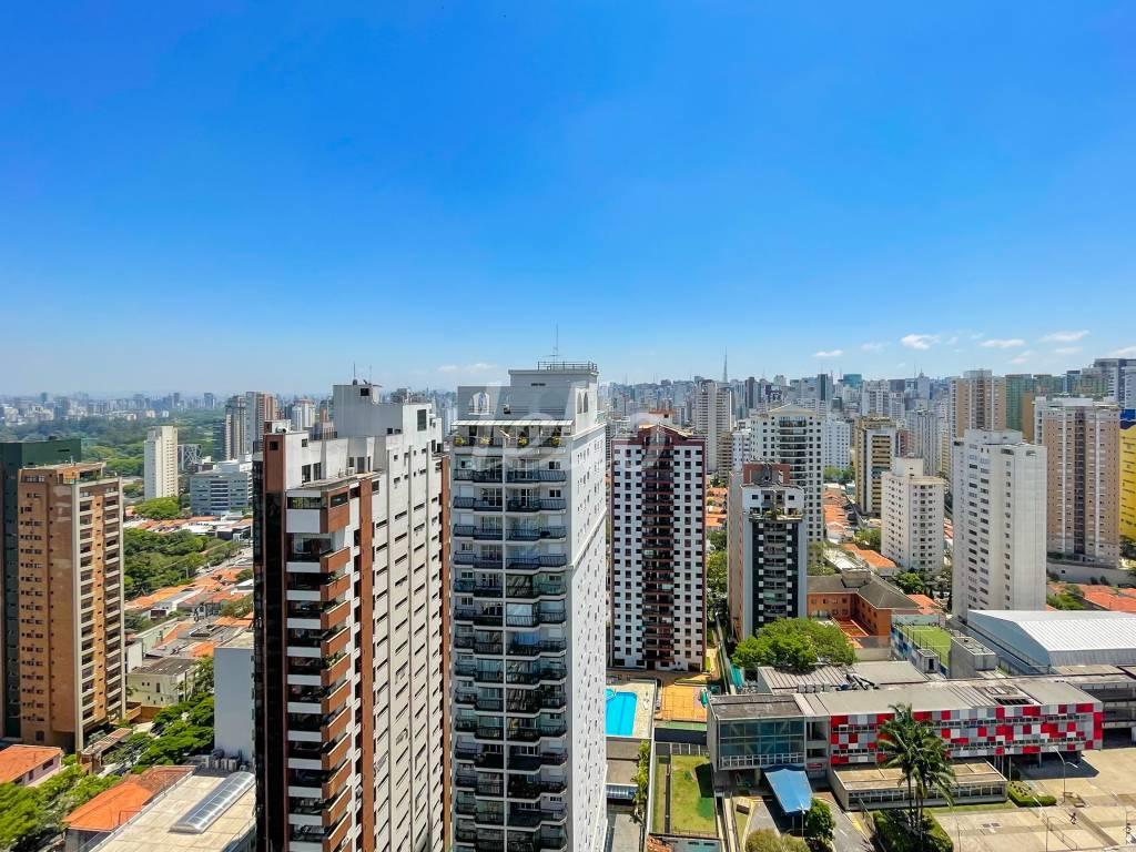 VISTA de Apartamento à venda, Padrão com 100 m², 2 quartos e 1 vaga em Vila Mariana - São Paulo
