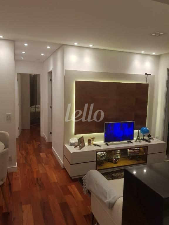 SALA E CORREDOR de Apartamento à venda, Padrão com 63 m², 2 quartos e 2 vagas em Tatuapé - São Paulo