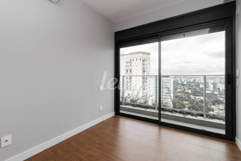 SUITE 2 de Apartamento para alugar, Padrão com 176 m², 3 quartos e 2 vagas em Pinheiros - São Paulo