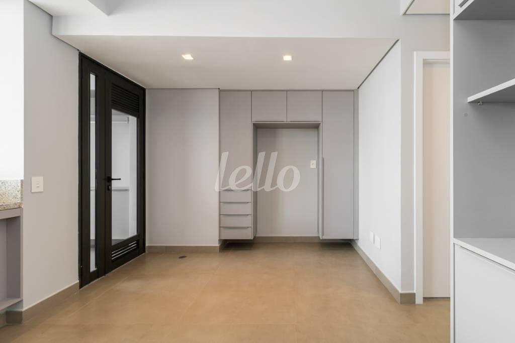 COZINHA de Apartamento para alugar, Padrão com 176 m², 3 quartos e 2 vagas em Pinheiros - São Paulo