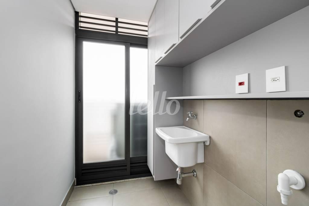 ÁREA DE SERVIÇO de Apartamento para alugar, Padrão com 91 m², 2 quartos e 1 vaga em Pinheiros - São Paulo