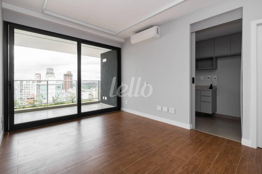 SALA de Apartamento para alugar, Padrão com 91 m², 2 quartos e 1 vaga em Pinheiros - São Paulo