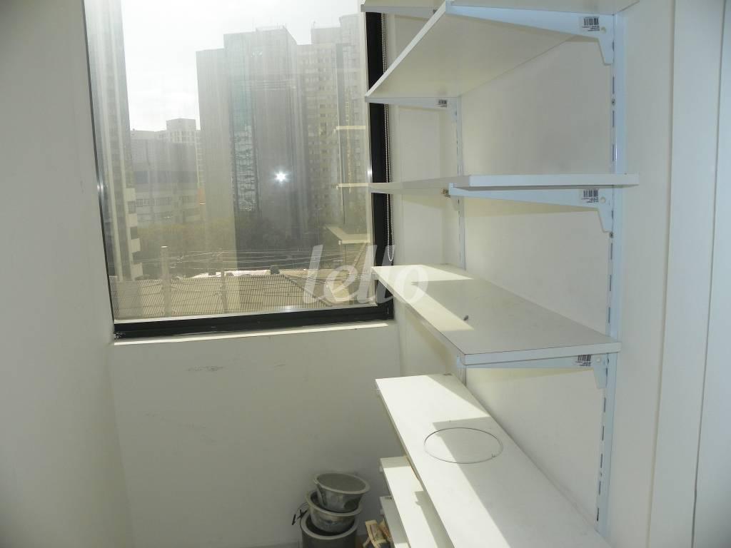 ESTOQUE de Sala / Conjunto para alugar, Padrão com 98 m², e 2 vagas em Vila Mariana - São Paulo