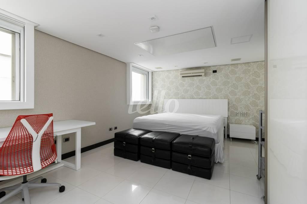 SUITE de Apartamento para alugar, Padrão com 68 m², 1 quarto e 1 vaga em Cerqueira César - São Paulo